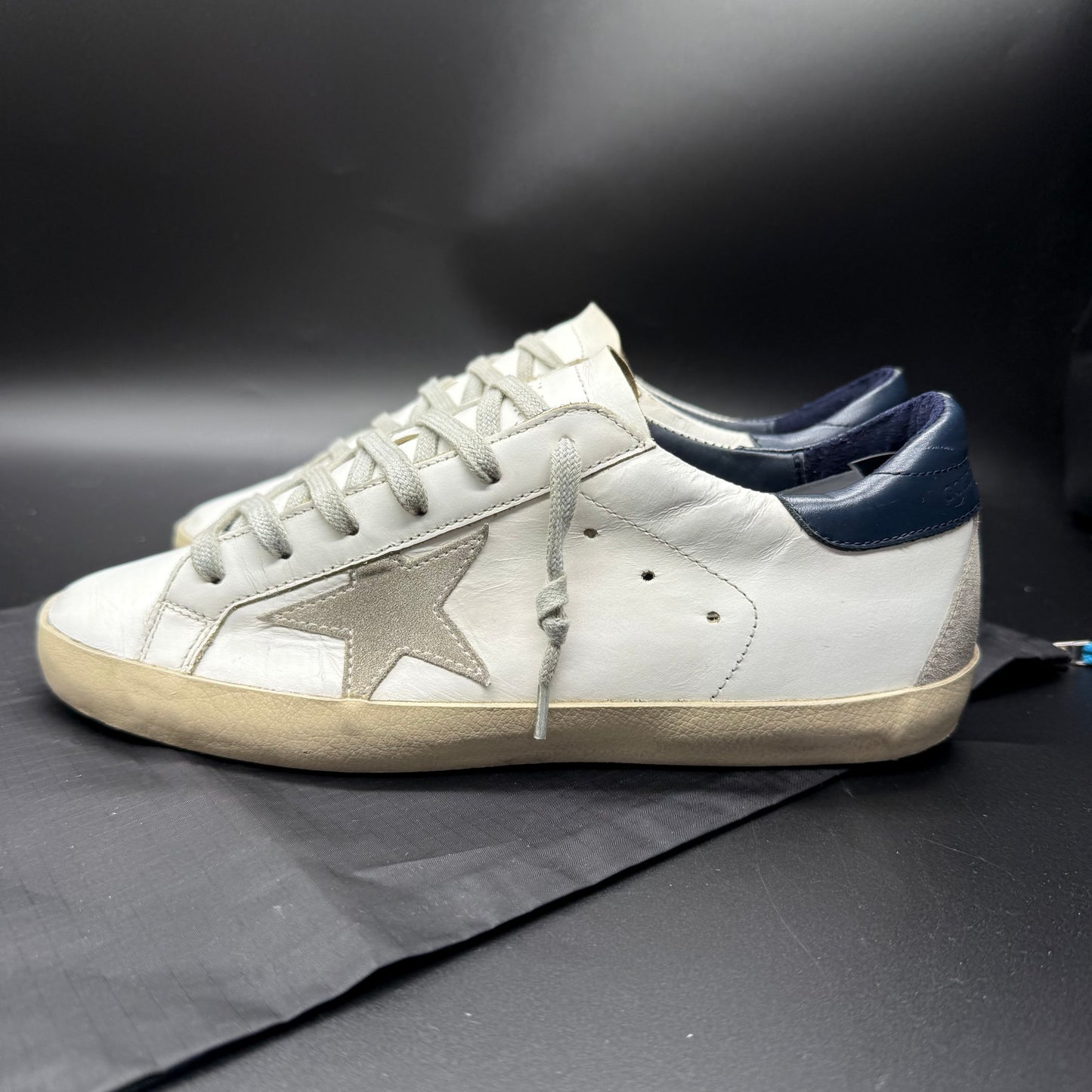 Golden Goose Superstar - Blanc/Bleu marine ◼️