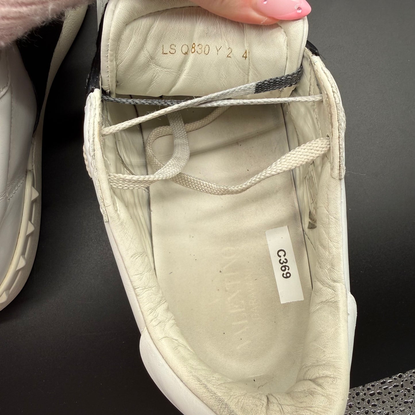 Valentino Open - Black Cat C369