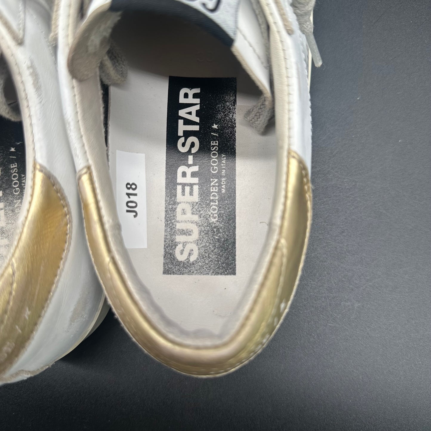 Golden Goose Superstar - Blanc Noir Or J018