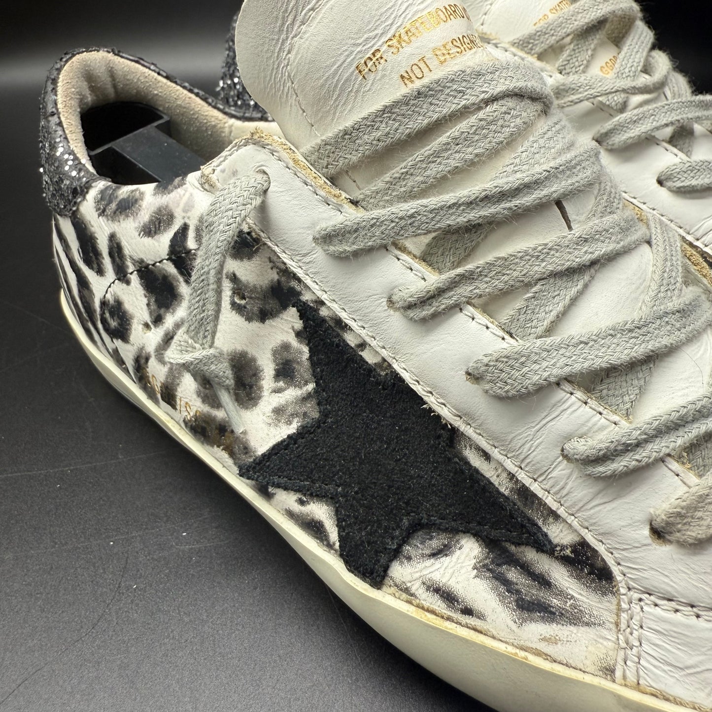 Golden Goose Superstar - ZĂšbre Paillette Noir