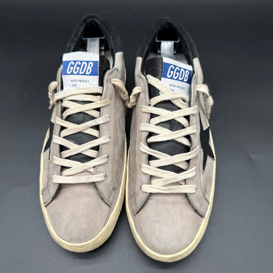 Golden Goose Superstar - Gris Noir Beige J001