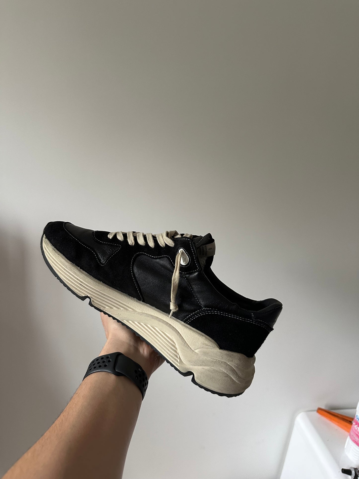 Golden Goose Running - Noir Crème◾️