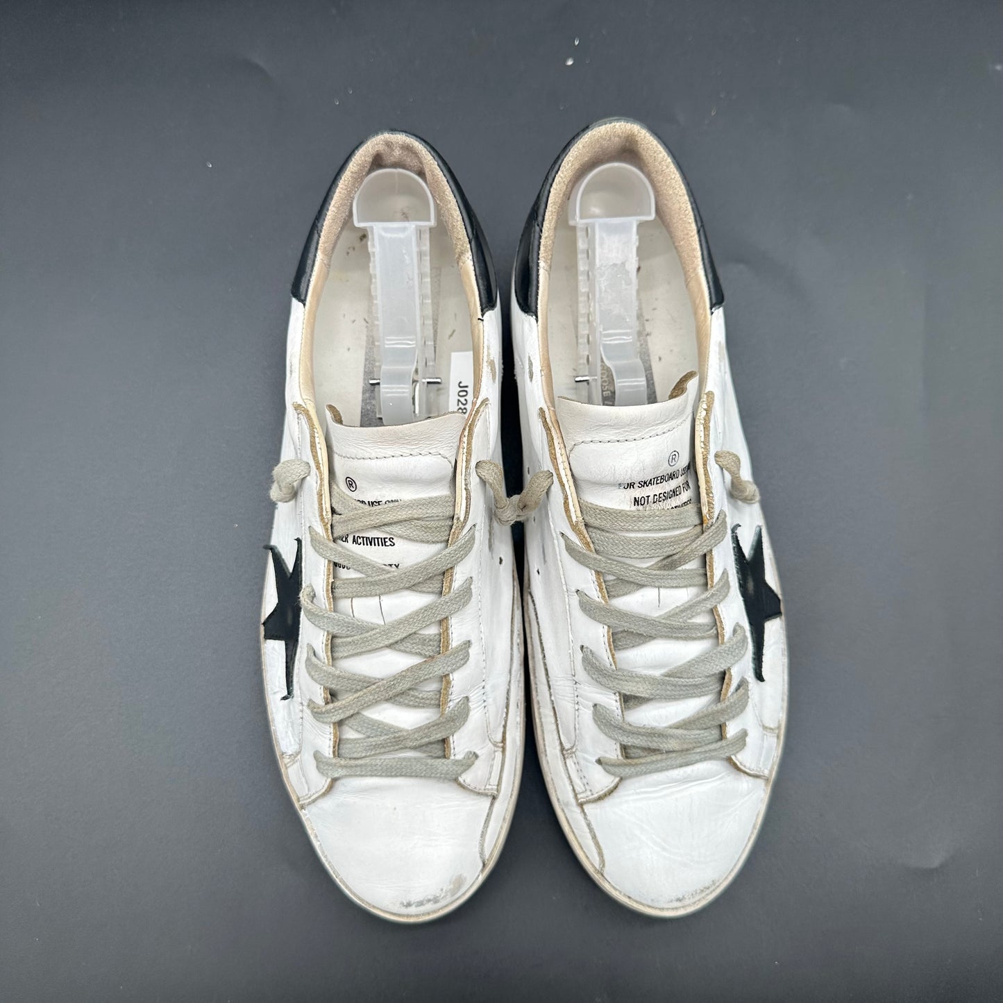 Golden Goose Superstar - Blanc Noir Beige J028