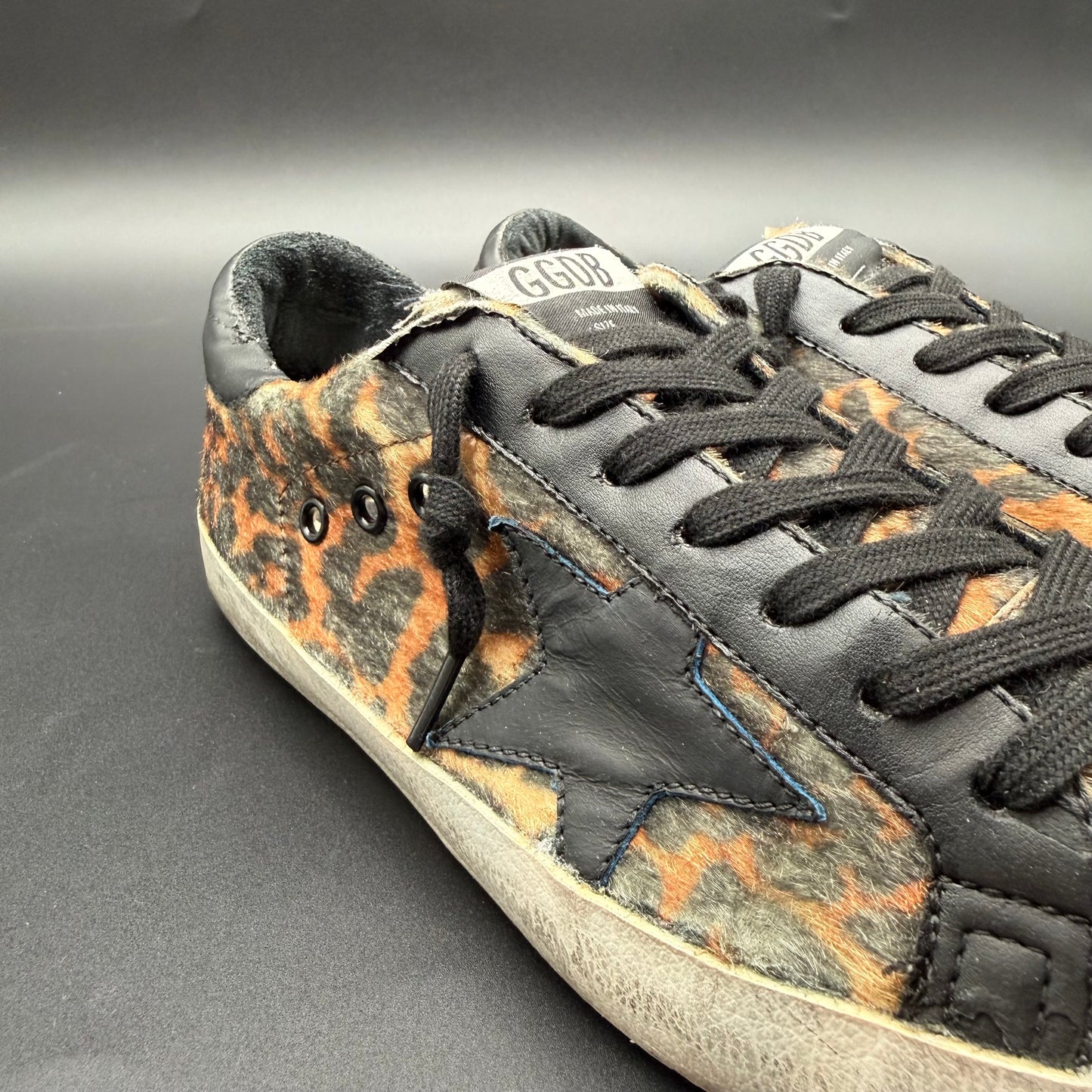 Golden Goose Superstar -  Léopard Noir C858