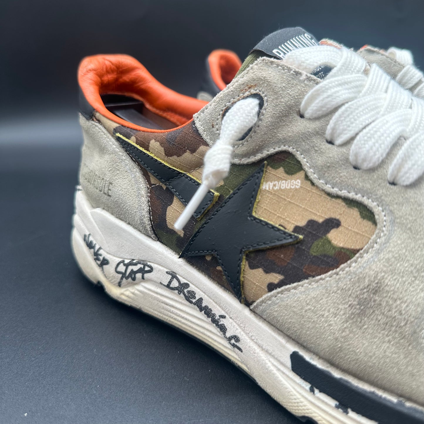 Golden Goose Running - Beige Noir Orange Militaire C1207