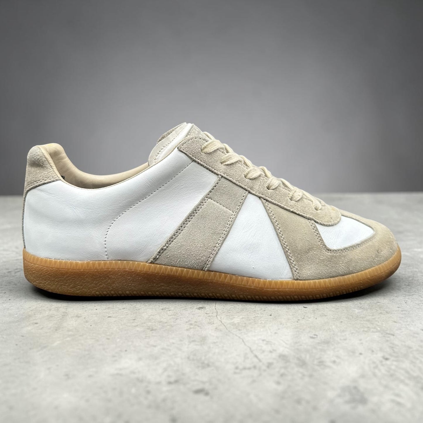 Maison Margiela Replica - Beige Blanc C1045