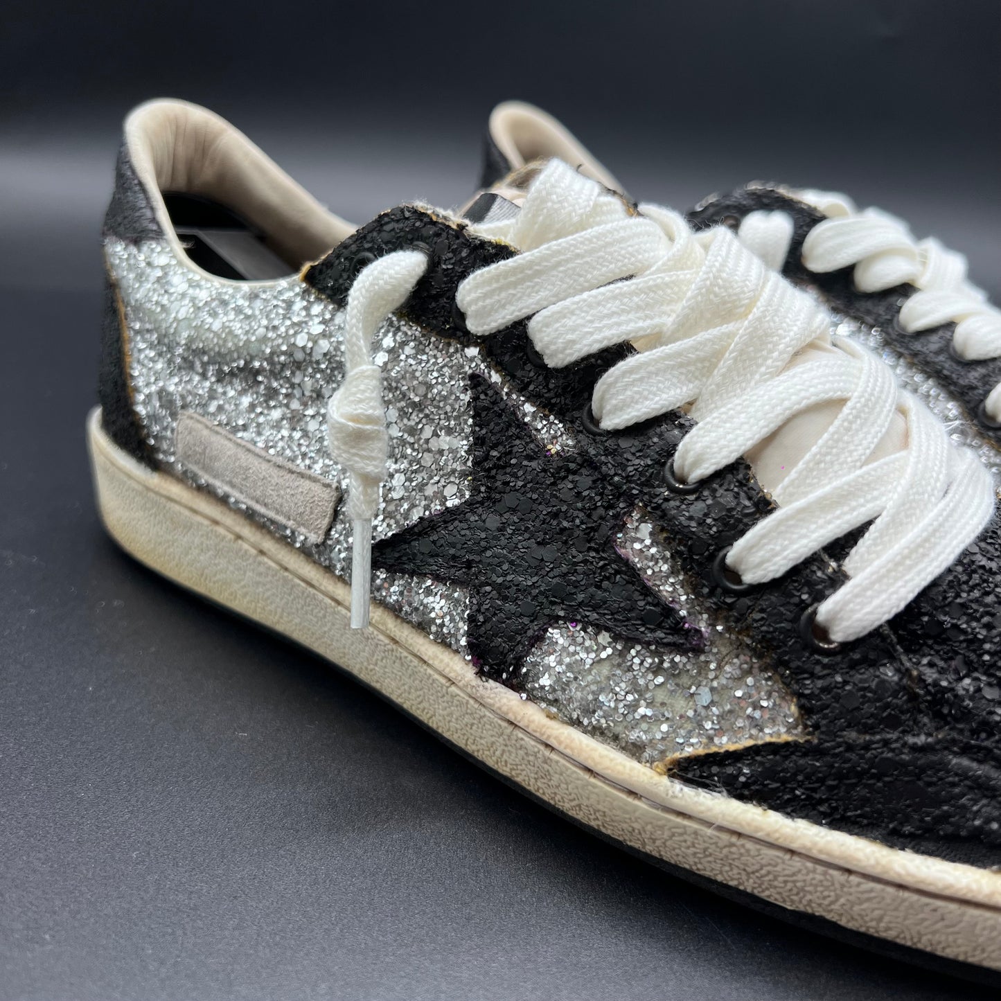 Golden Goose Ballstar - Blanc/Noir/Pailette/Gris K19