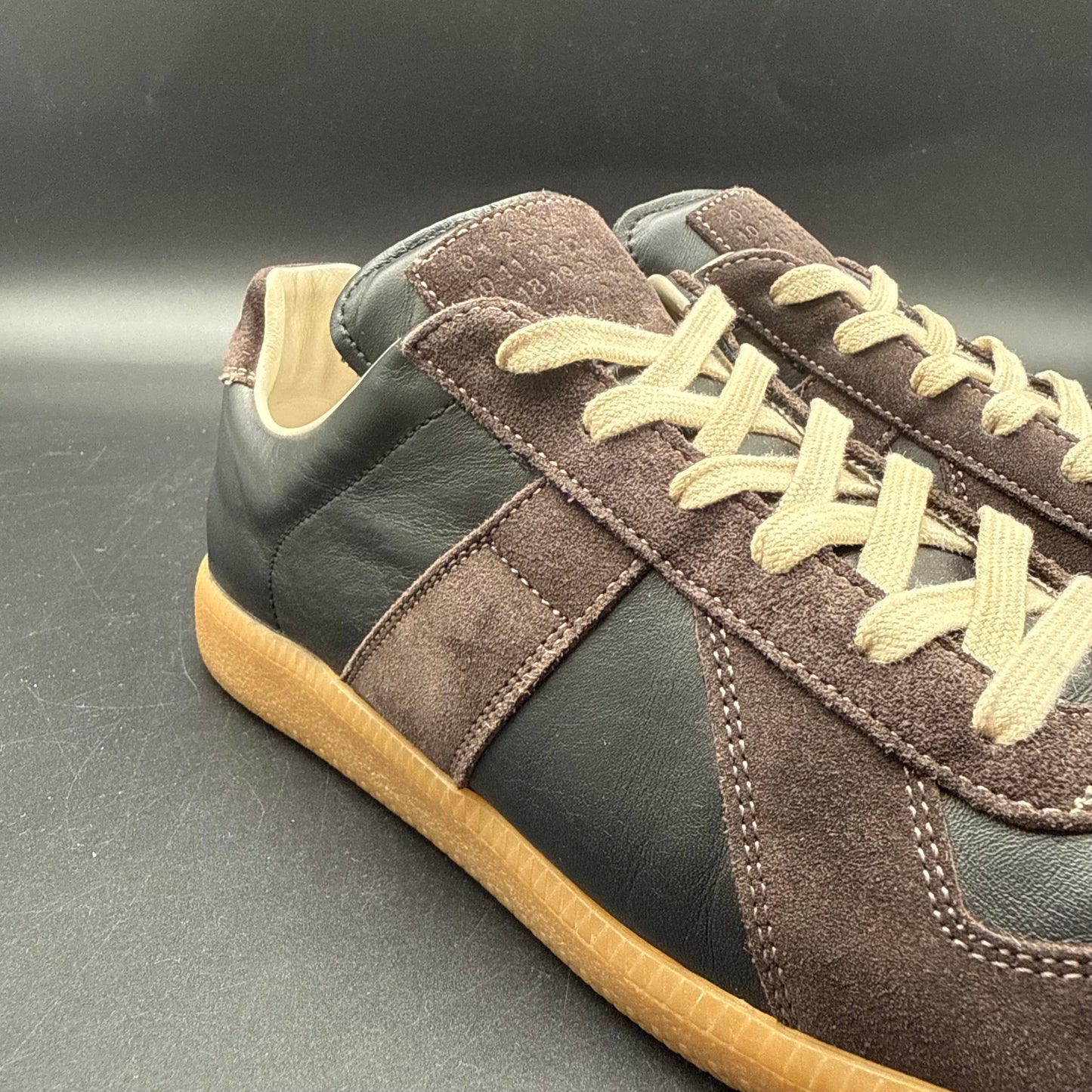 Maison Margiela Replica - Marron Noir C834