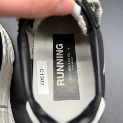 Golden Goose Running - Noir Blanc C1302