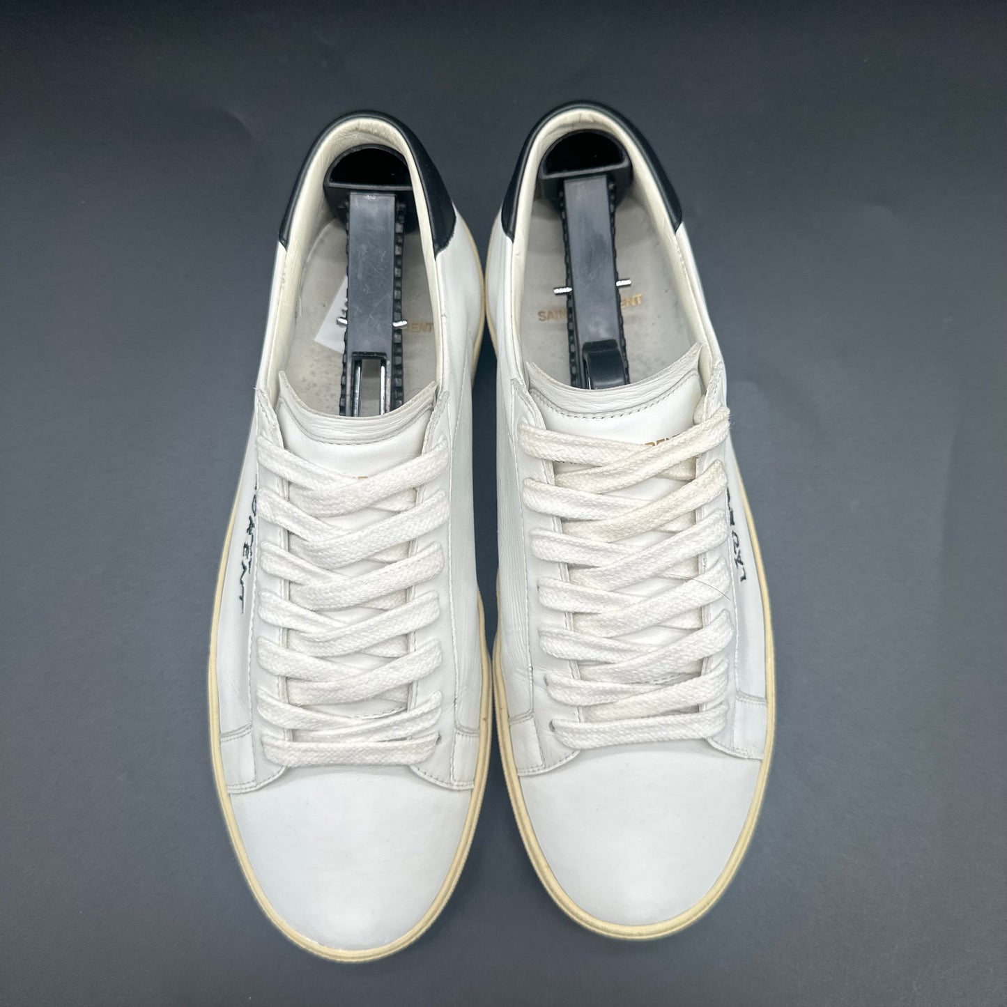 Saint Laurent Court - Blanc Noir C1369