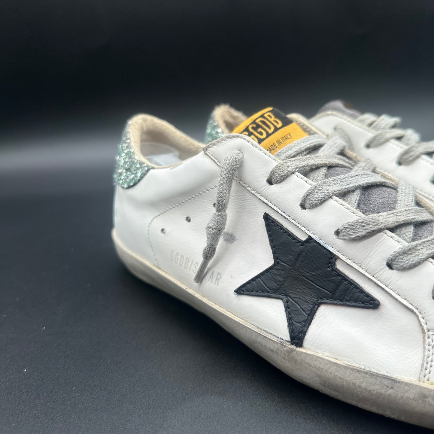 Golden Goose Superstar - Blanc Noir Gris Vert Paillettes J007