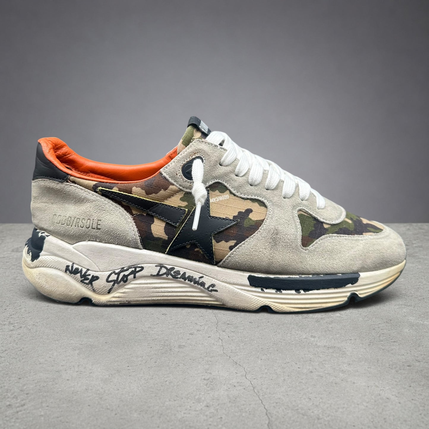 Golden Goose Running - Beige Noir Orange Militaire C1207