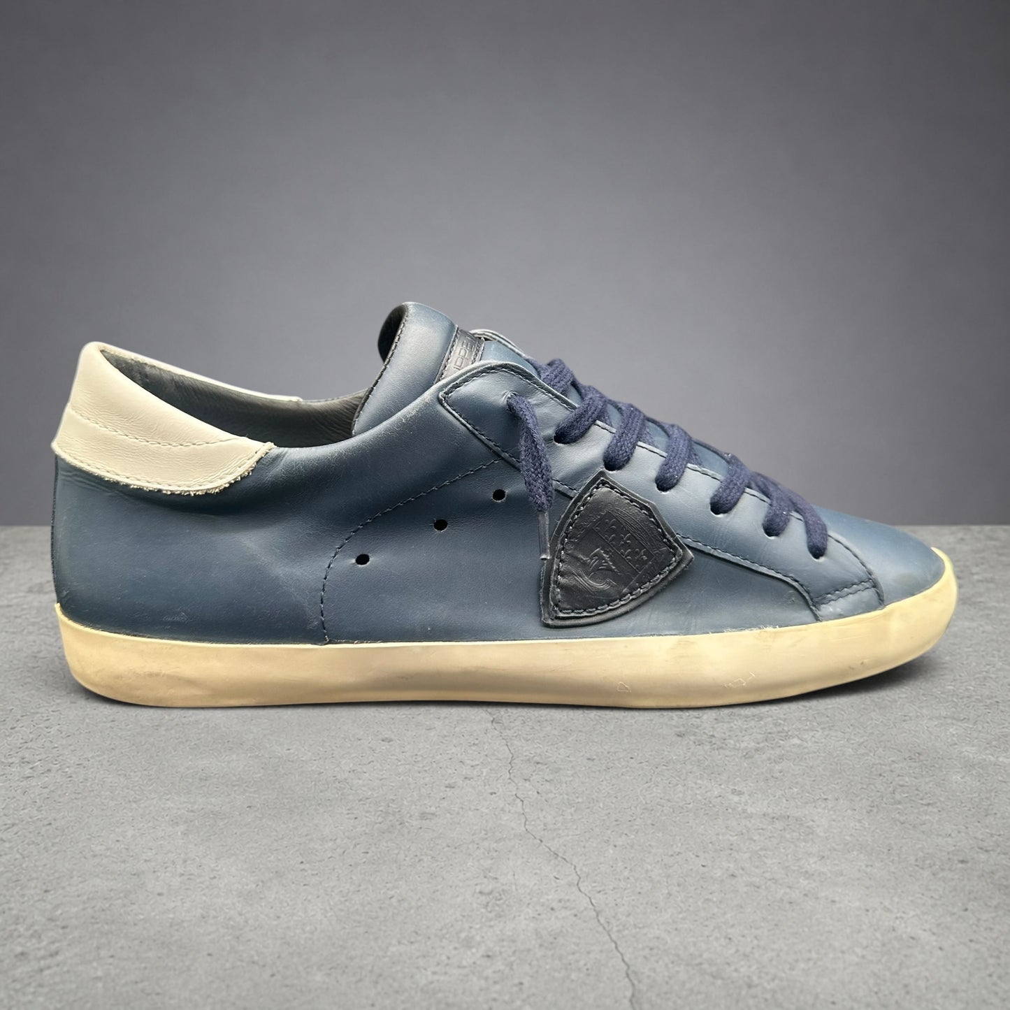 Philippe Model - Bleu Blanc Noir C1403