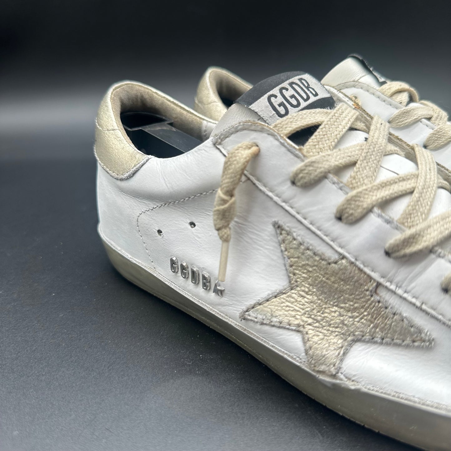 Golden Goose Superstar - Blanc Or J024