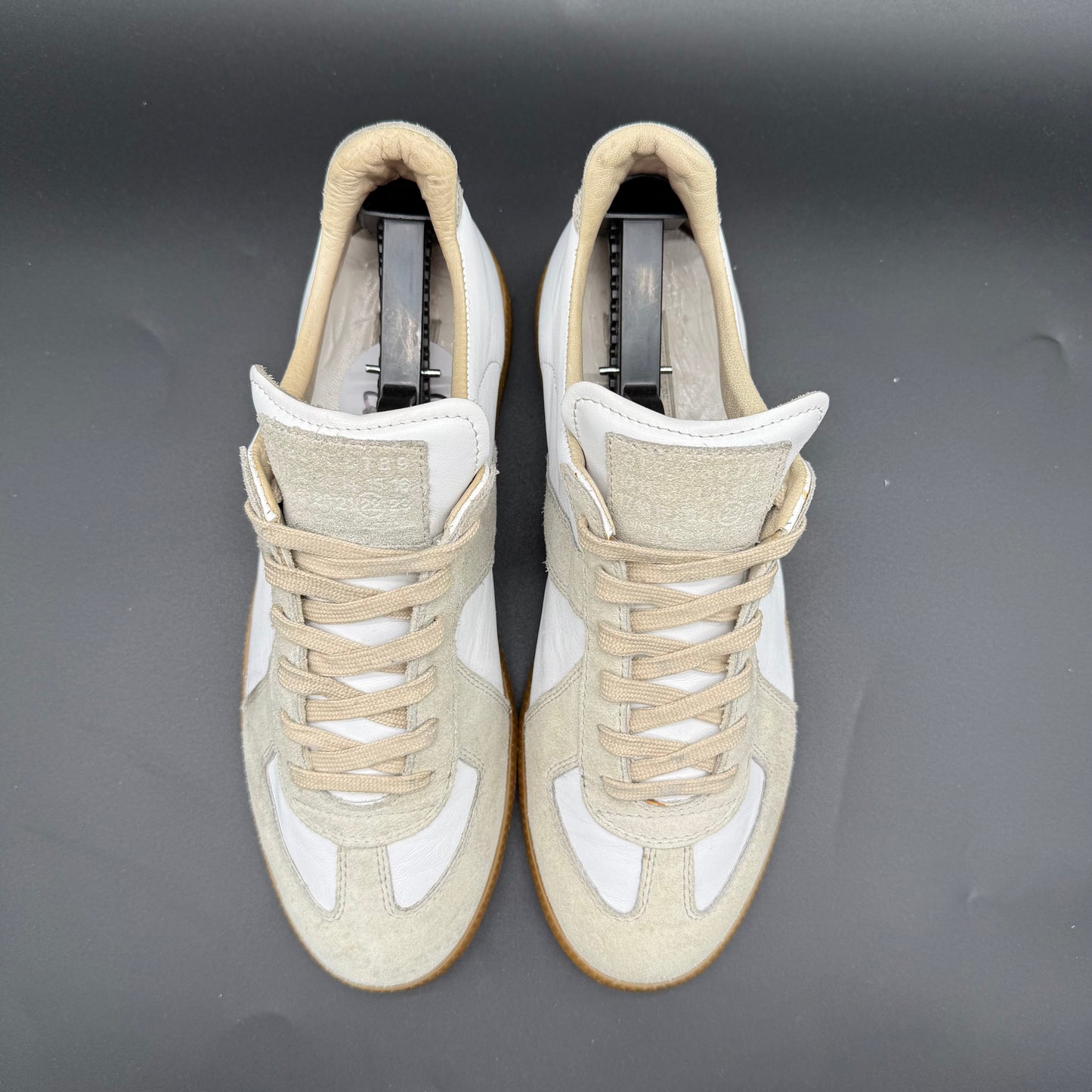 Maison Margiela Replica- Beige Blanc C1009