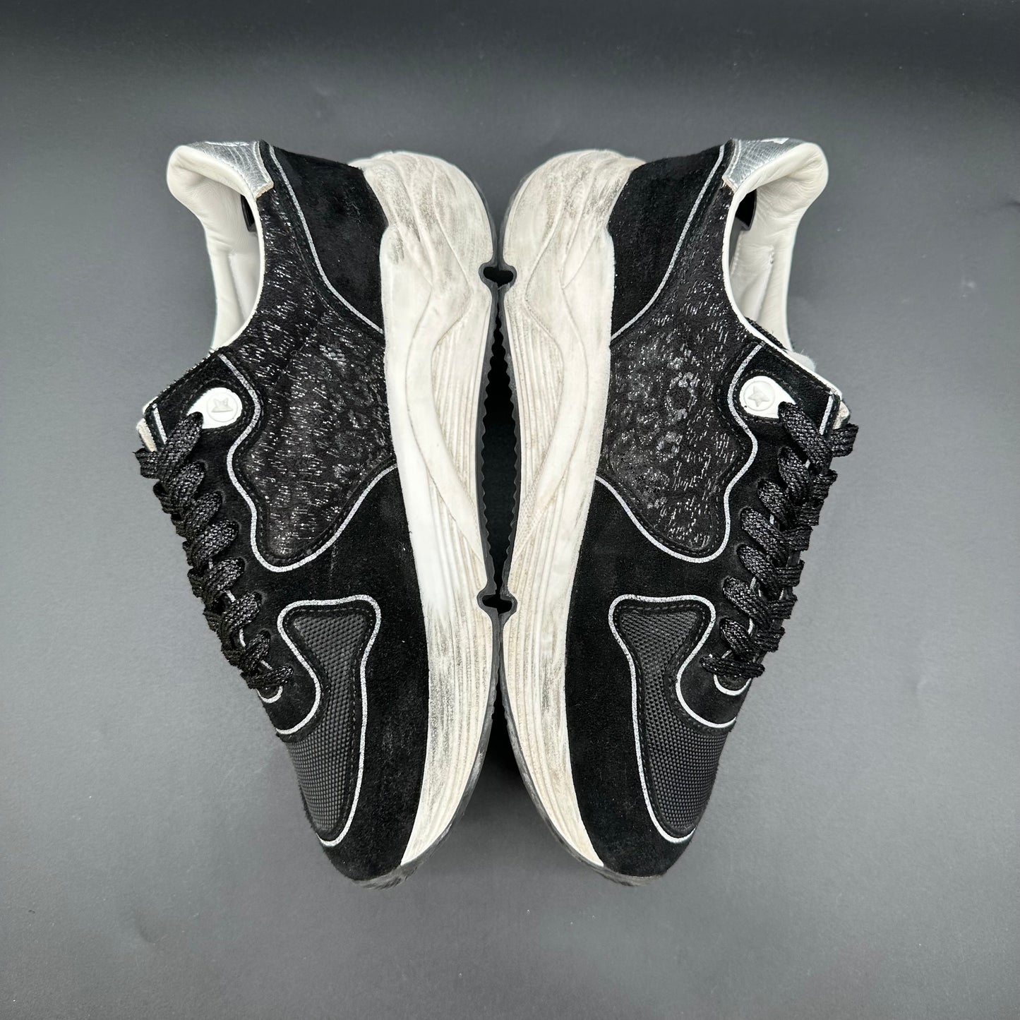 Golden Goose Running - Noir Blanc Or J034